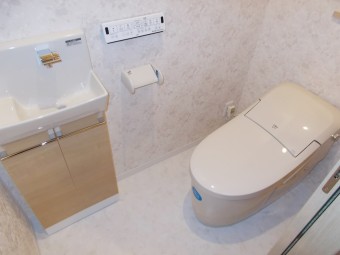 2階から1階へー住まい方を変える為1階を全面リフォーム